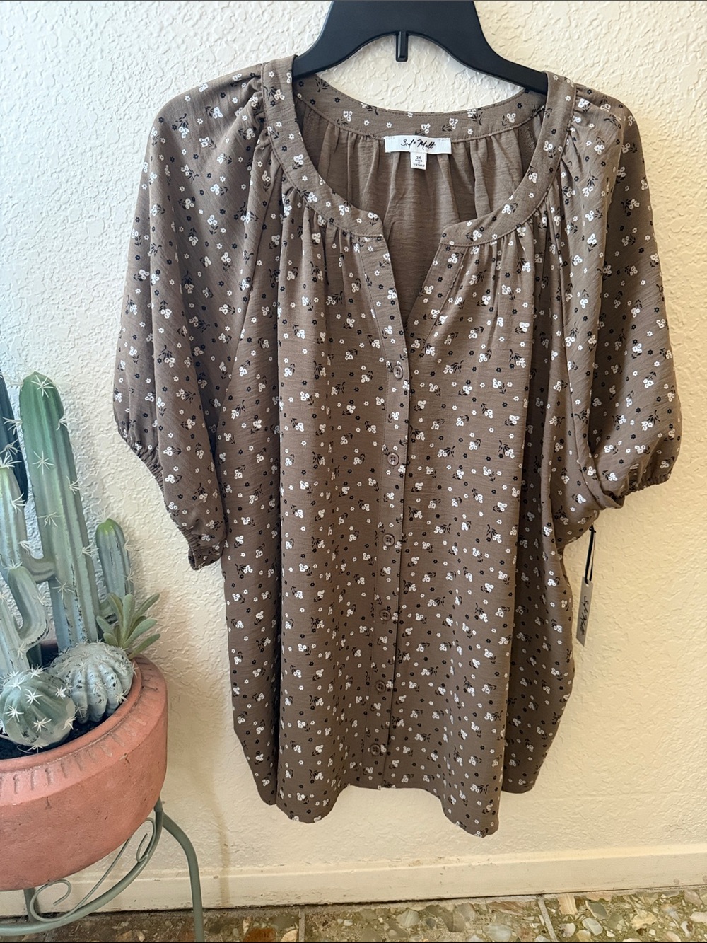 Soft Surroundings Brown Floral Button-Front top